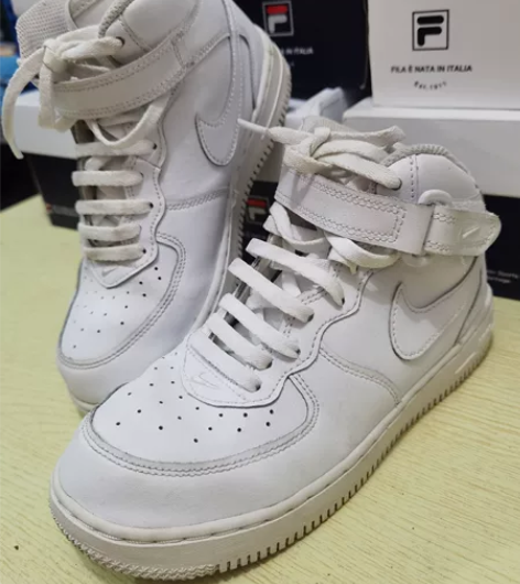 35码耐克童鞋非斐乐fila菲乐童鞋，全皮...