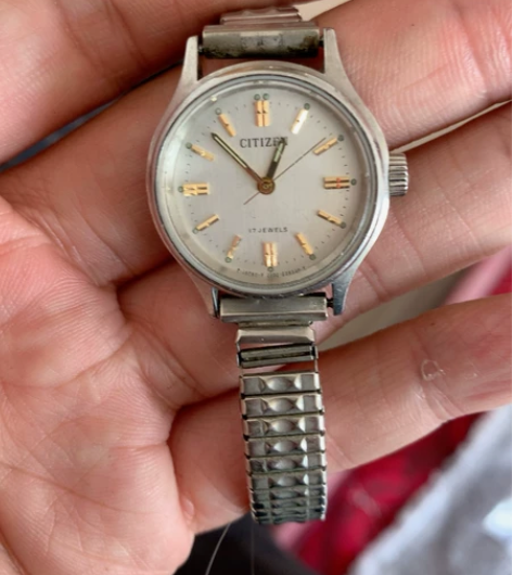 西铁城手表 感兴趣的话点“我想要”和我私聊...