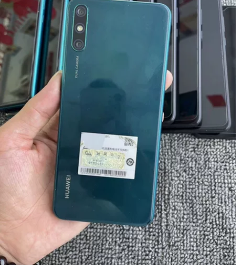 华为畅享10E全网通4+64G特价二手手机...