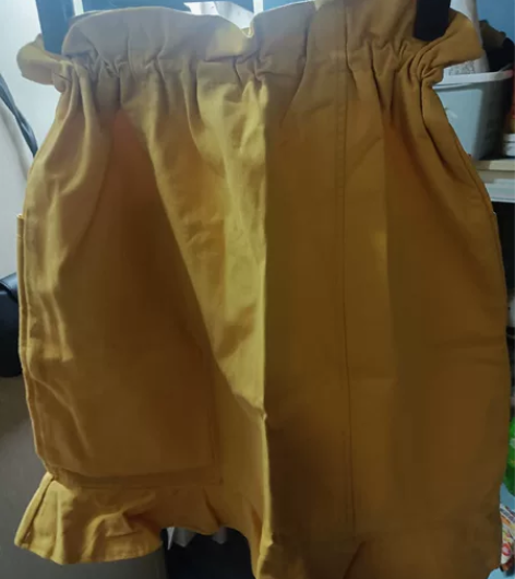 黄色半身花苞裙，颜色很好看 感兴趣的话点“...