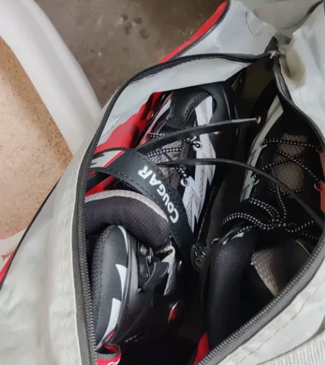 美洲狮835l儿童直排溜冰鞋可调轮滑鞋小孩...