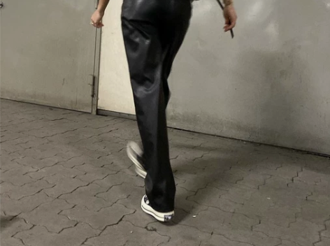 阔腿裤高档黑色PU超火欧美新款修身腰包皮裤...