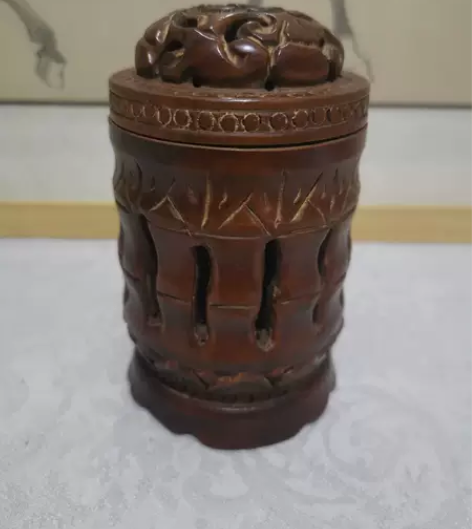 木雕罐，可以做熏香炉，也可以做蝈蝈笼子。 ...