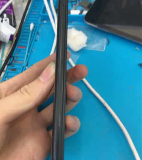 红米6 pro，4+64内存，换过外屏，账...