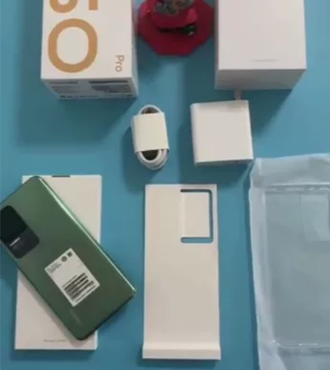 Redmi K50 Pro 天玑9000年...