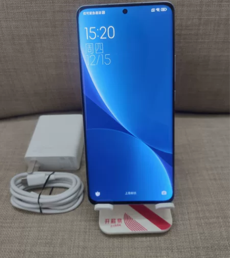 小米12pro蓝色8+256，实拍定义97...