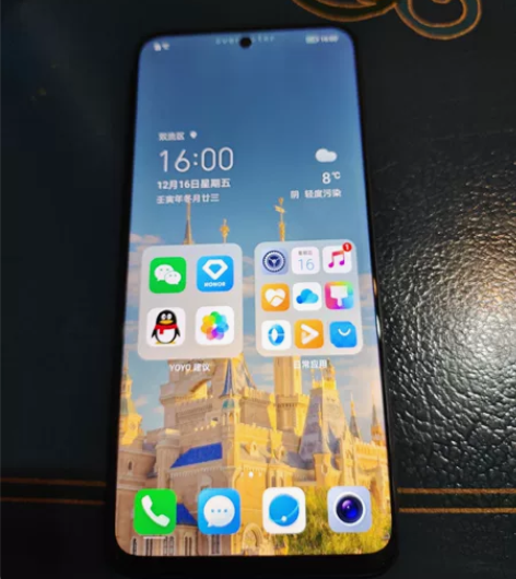 荣耀X40i黑色，8+256版，8月份入手...