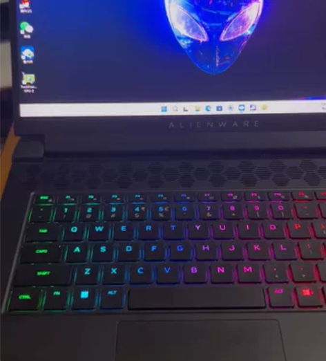 最新款外星人m15R7 i7 机械键盘30...