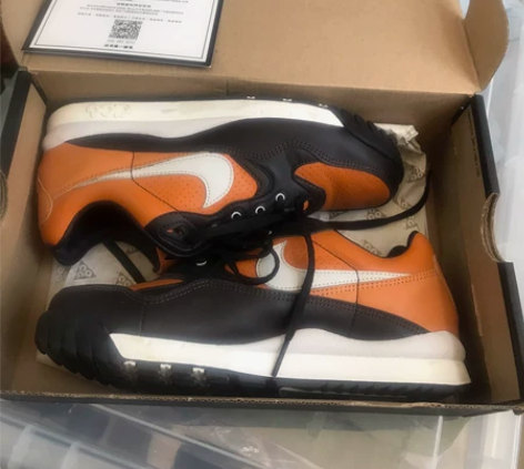 NIKE ACG运动鞋 36.5码 九成新...
