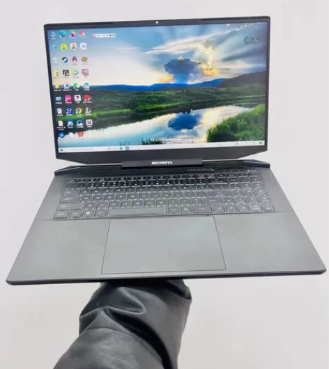 机械革命蛟龙7 高端性能本 165Hz屏幕...