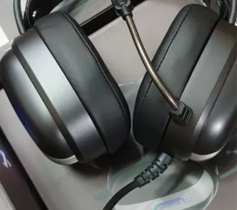 西伯利亚高端电竞吃鸡游戏耳机 西伯利亚v1...