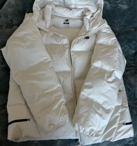 New Balance新百伦短款连帽羽绒服...