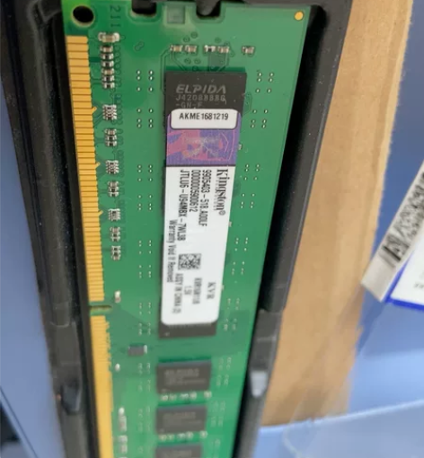 金士顿内存，KVR16N11/18，8G内...