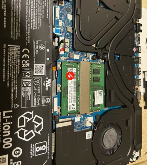 刚买的联想R900p 升级了内存 出...