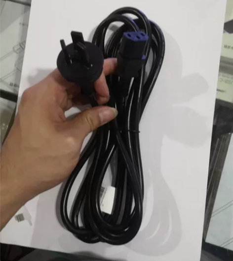 华为服务器原装3米1平方品字尾电源线3*1...