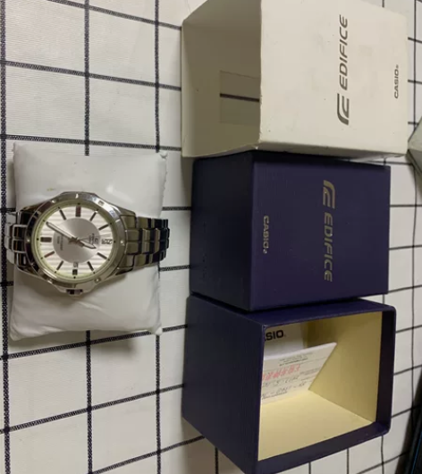 卡西欧正品手表 有发票 可刀 感兴趣的话点...