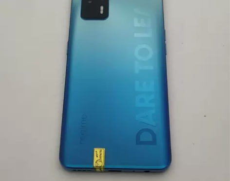 ?95新【特惠】  realme 真我 Q...
