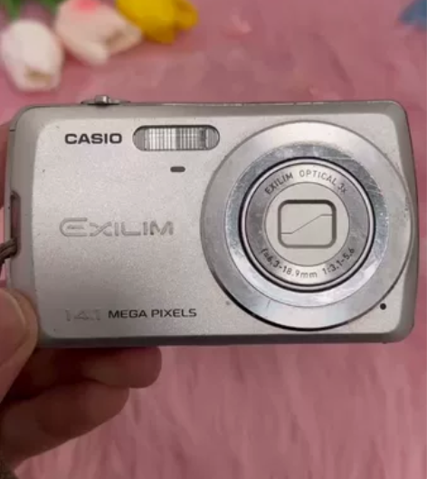 卡西欧Z37相机 ?1400万像素3倍变焦...