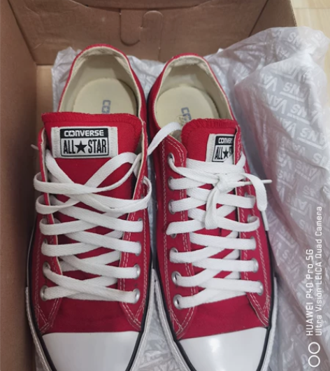 匡威 ALLSTAR 九成新 42码 感兴...