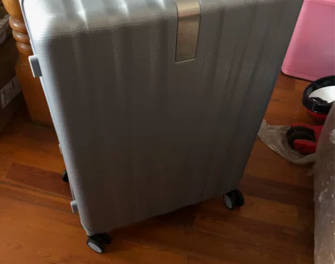 汉客全新密码箱旅行箱包 全新的 尺寸规格见...