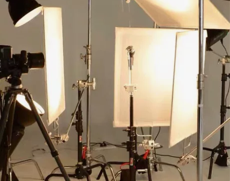 租期到【影楼不干了】 所有设备给钱就出 要...