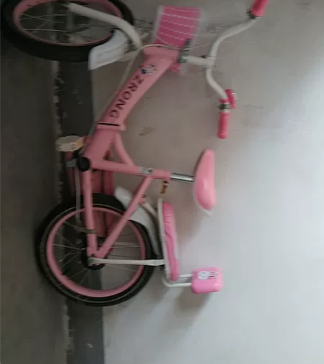 给孩子买的自行车没怎么骑，适合3 到6岁女...