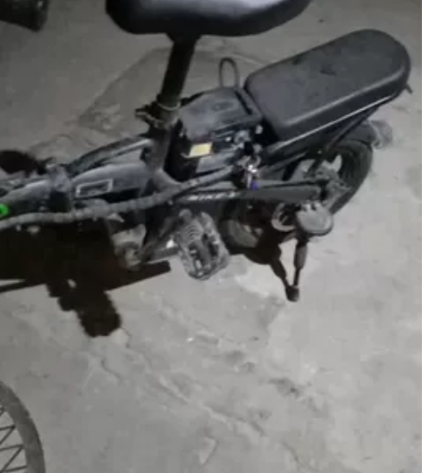 正规手续，有发票，送大锁，雨衣  还没上牌...