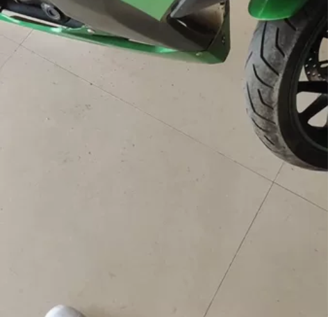 特价处理一下，有粉丝玩吗，一年车 感兴趣的...