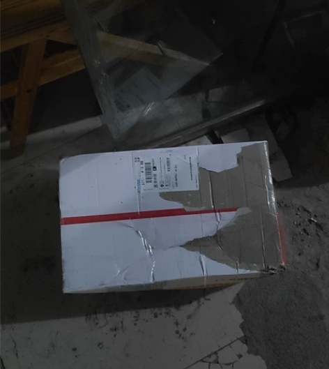 出银钢小怪兽油箱护杠，黑色，新的未拆箱，因...