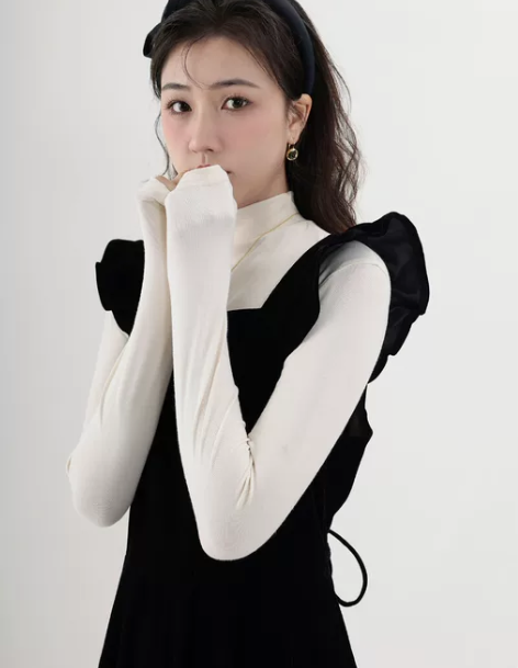背带裙 背带连衣裙飞飞袖黑色金丝绒两件套女