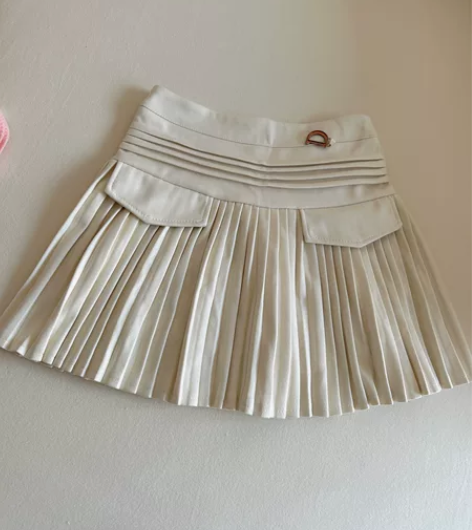 百褶裙短裙 半身裙秋冬款 这个半裙质感很好...