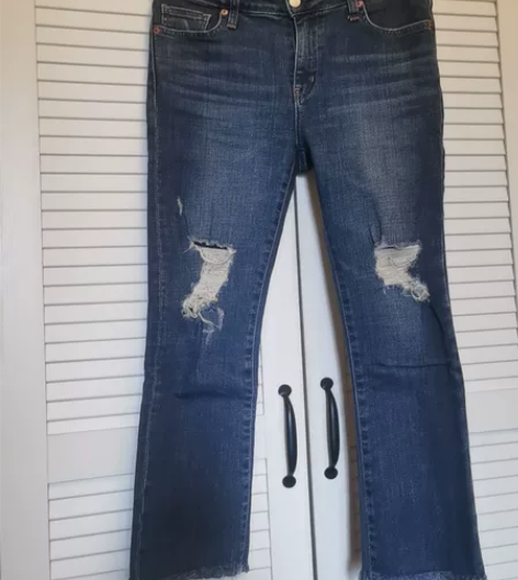 买手店女士七分微喇牛仔裤，大牌面料，尺码2...