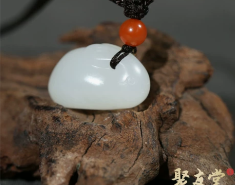 ?聚友堂玉雕工作室新疆和田玉籽料苏工白玉生...