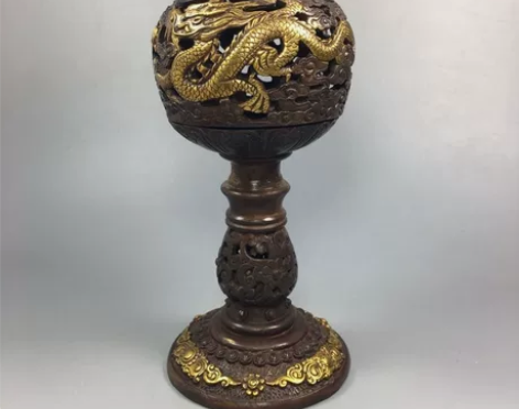 【低价出】古玩铜器收藏仿古鎏金双龙镂空香炉...