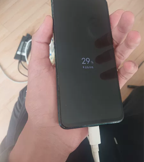 vivo X27 8+128版本，边框有掉...