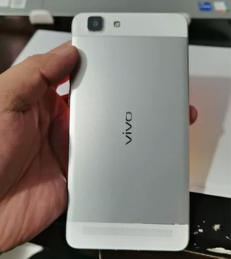 Vivo x5 max v 性能良好,屏幕...