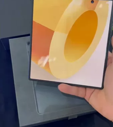 Vivo 天花板手机 x Fold 1...