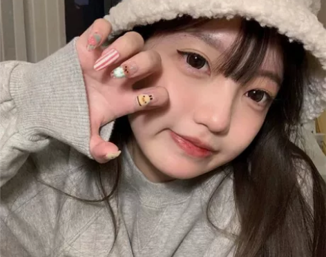 冬季小羊帽子女可爱卡通保暖羊羔毛绒护耳套头...