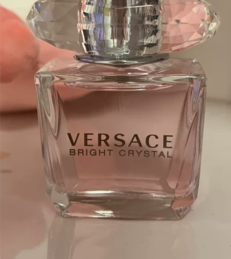 范思哲香水粉钻30ml 上个月才买的 保正