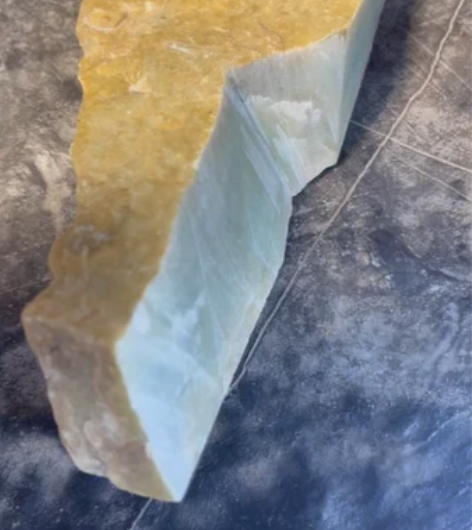 不知道什么石头,敞口,种水,自己看,出的就...