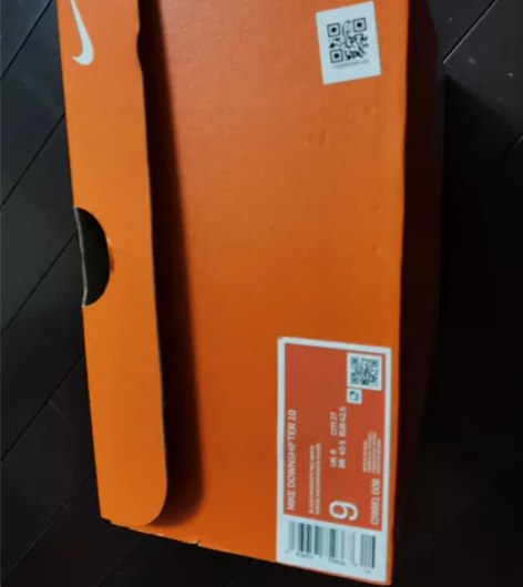 闲置全新未穿NIKE运动鞋42.5码，内长...