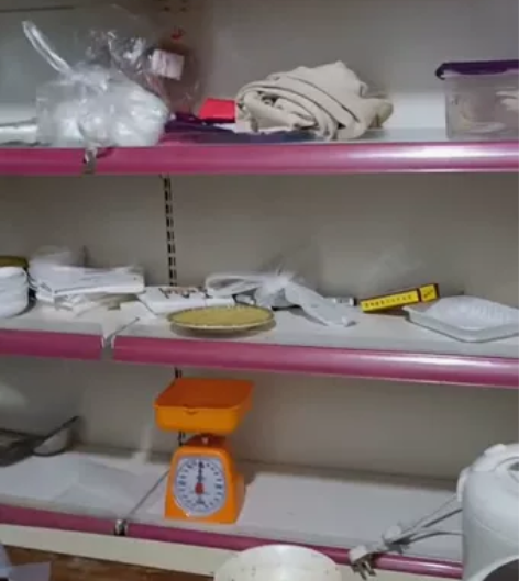 砂锅店不开了，所有物品低价出售。冰箱，置物...