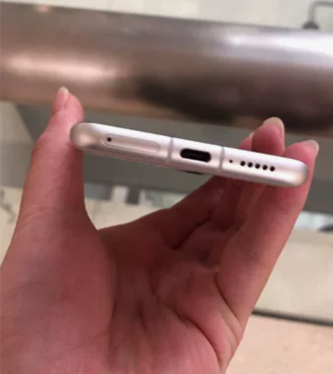 魅族18内存12+256没什么磕碰屏完好，...