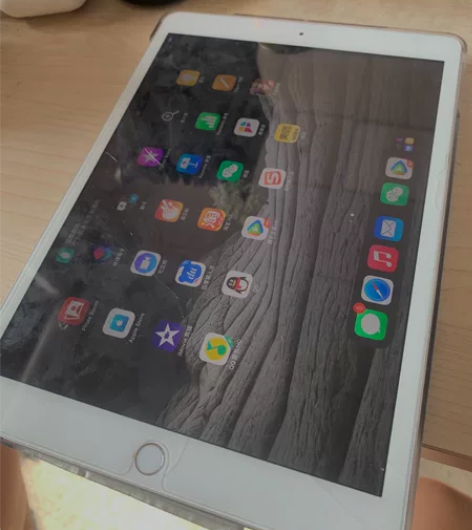 苹果平板电脑 ipad  就用了两三个月 ...