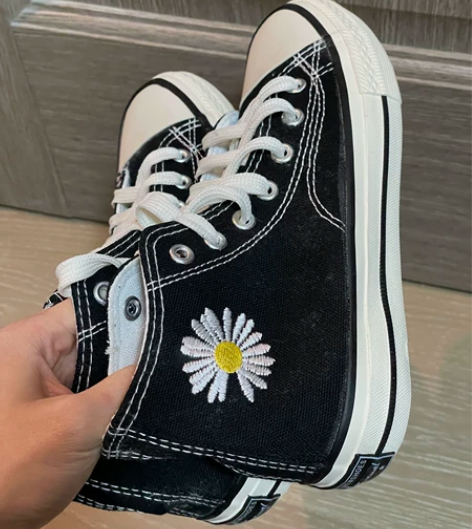 帆布鞋 36码 买错了 全新便宜出 感兴趣...