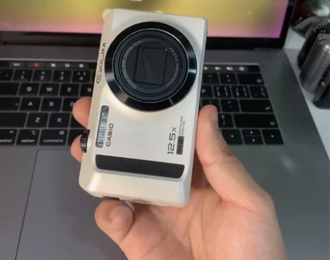 卡西欧zr300 成色超好 奶白色 cmo...