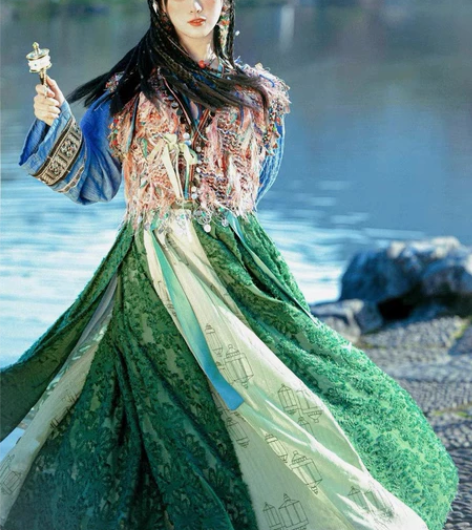 【出租】正品汉服出租 司南阁 梵音 民族风...