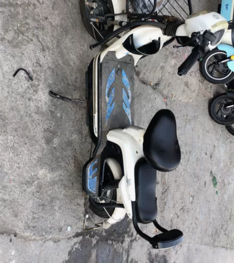 台铃电动车4820大电池 感兴趣的话点“我...