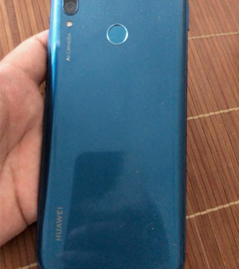 华为 畅享9 Plus，屏幕漏液，128g...