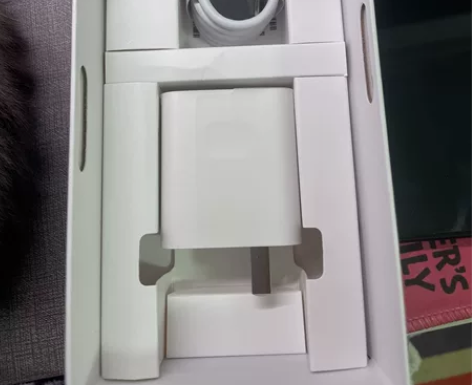 华为麦芒10，仅拆封，说箱全。 感兴趣的话...